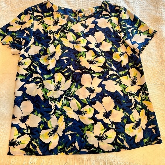 J. Crew Factory Top Blouse Blue White Yellow Floral Short Sleeve size Medium - Picture 11 of 16